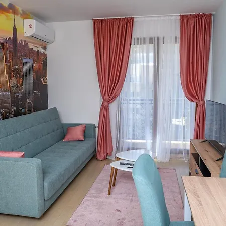 Flatiron Apartment